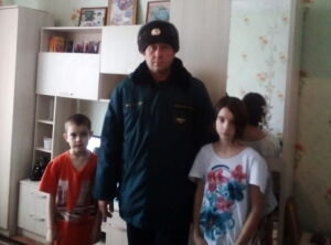 Дети 7 и 12 лет спасены на пожаре в Алтайском крае 